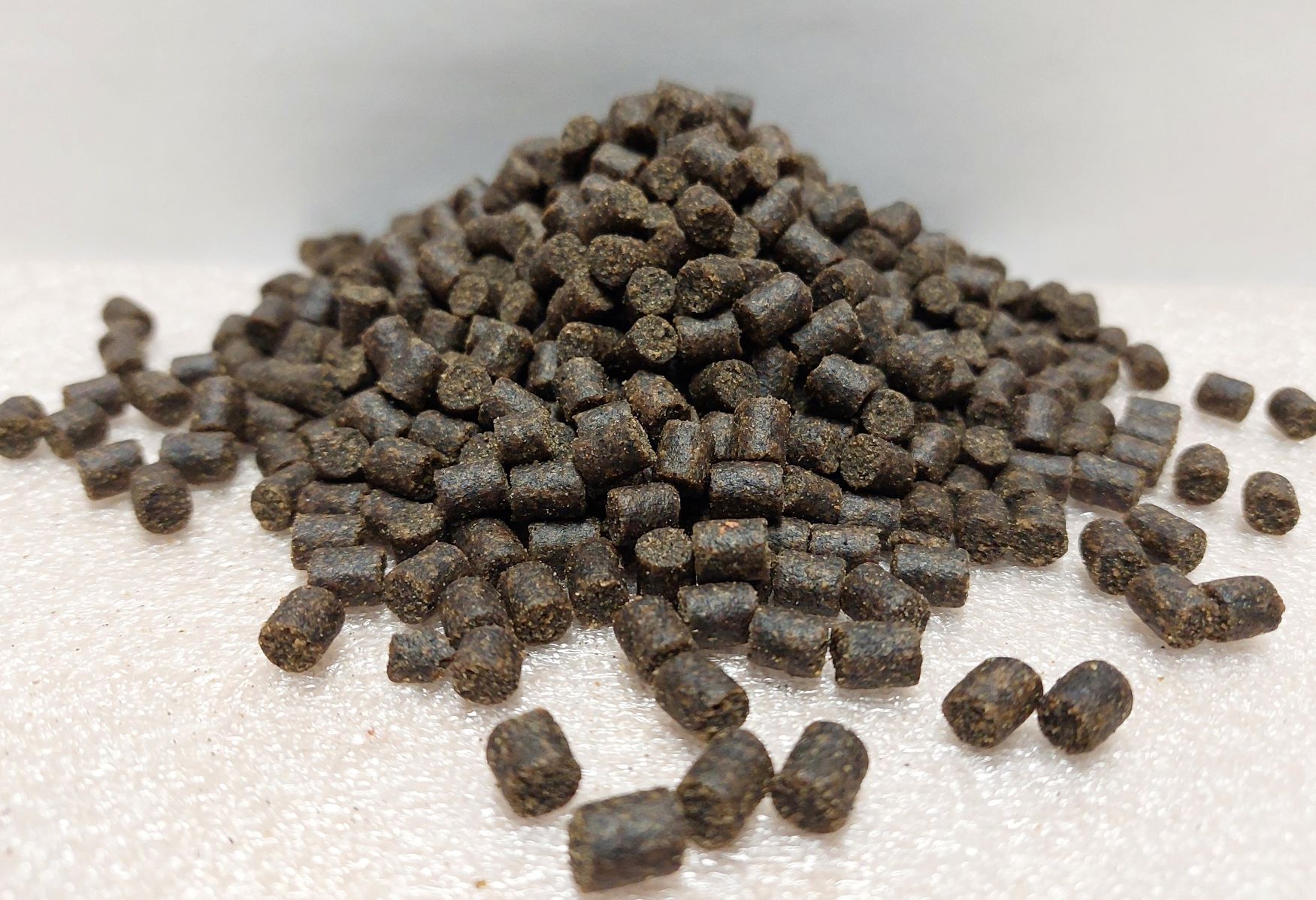 Pelety - Black Halibut Coppens